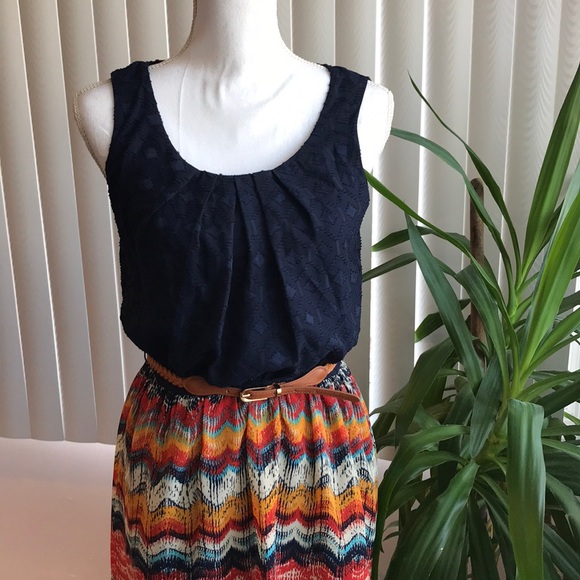 NWOT beautiful dress - Picture 4 of 6